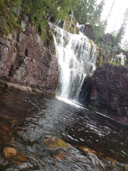 En vattenfall i området av Särna.