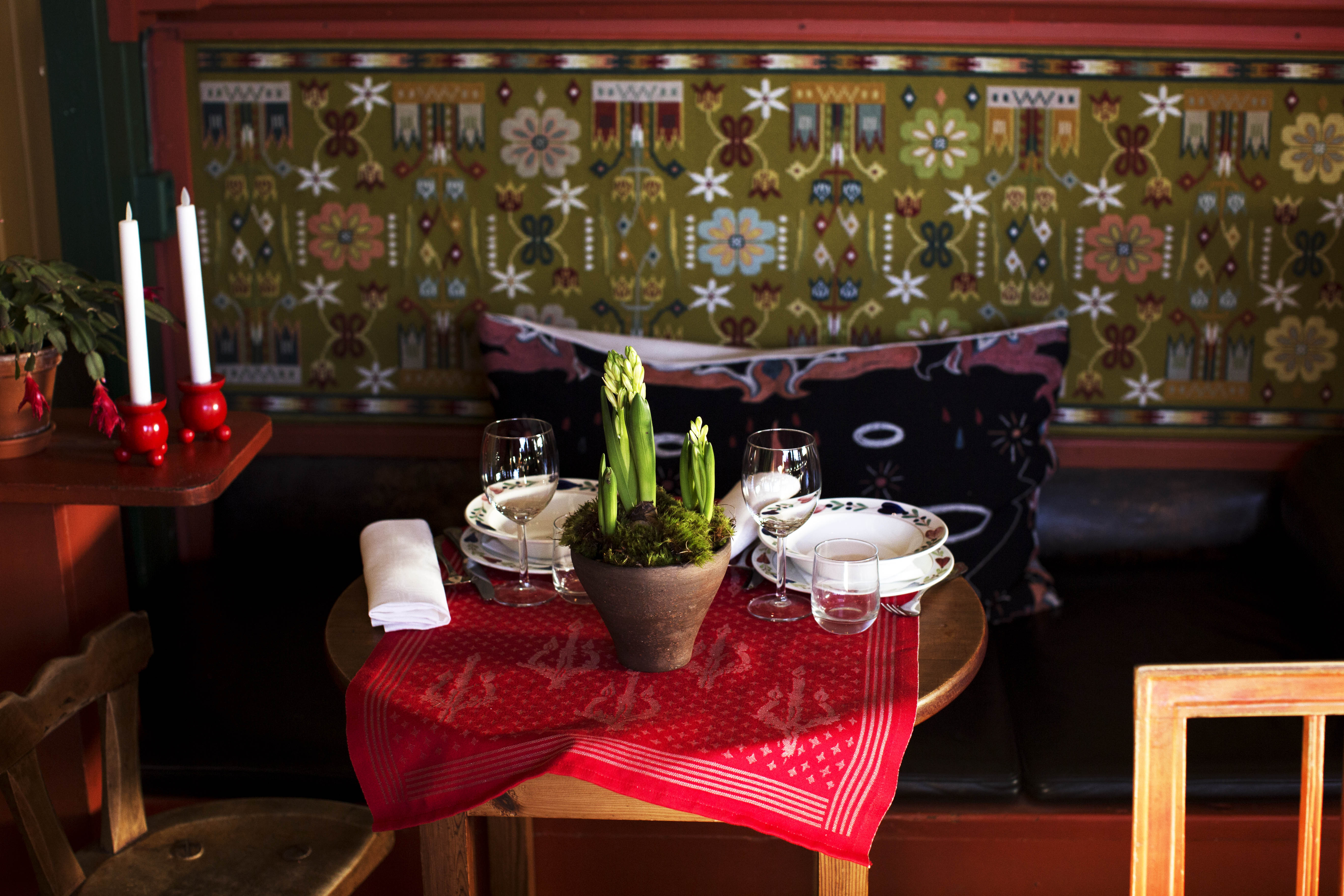 Bordsdukning av Elsa Billgren.