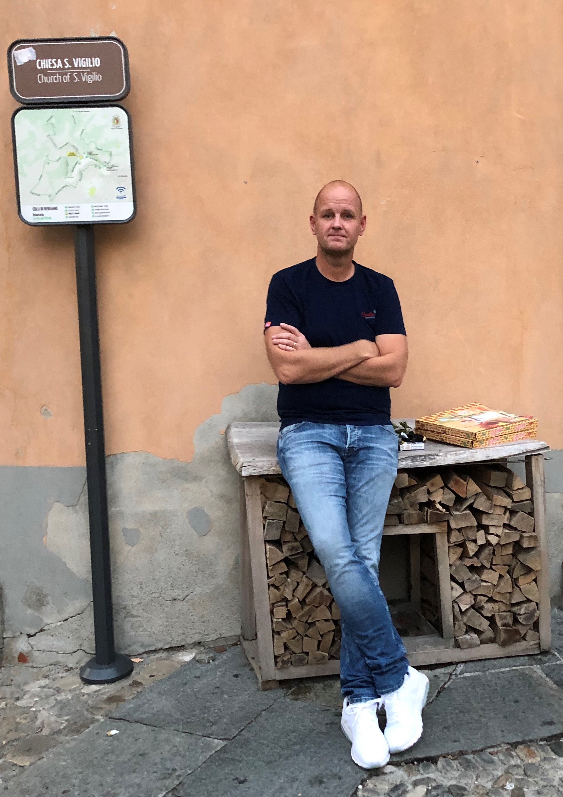 Porträttbild Tommy Boberg.