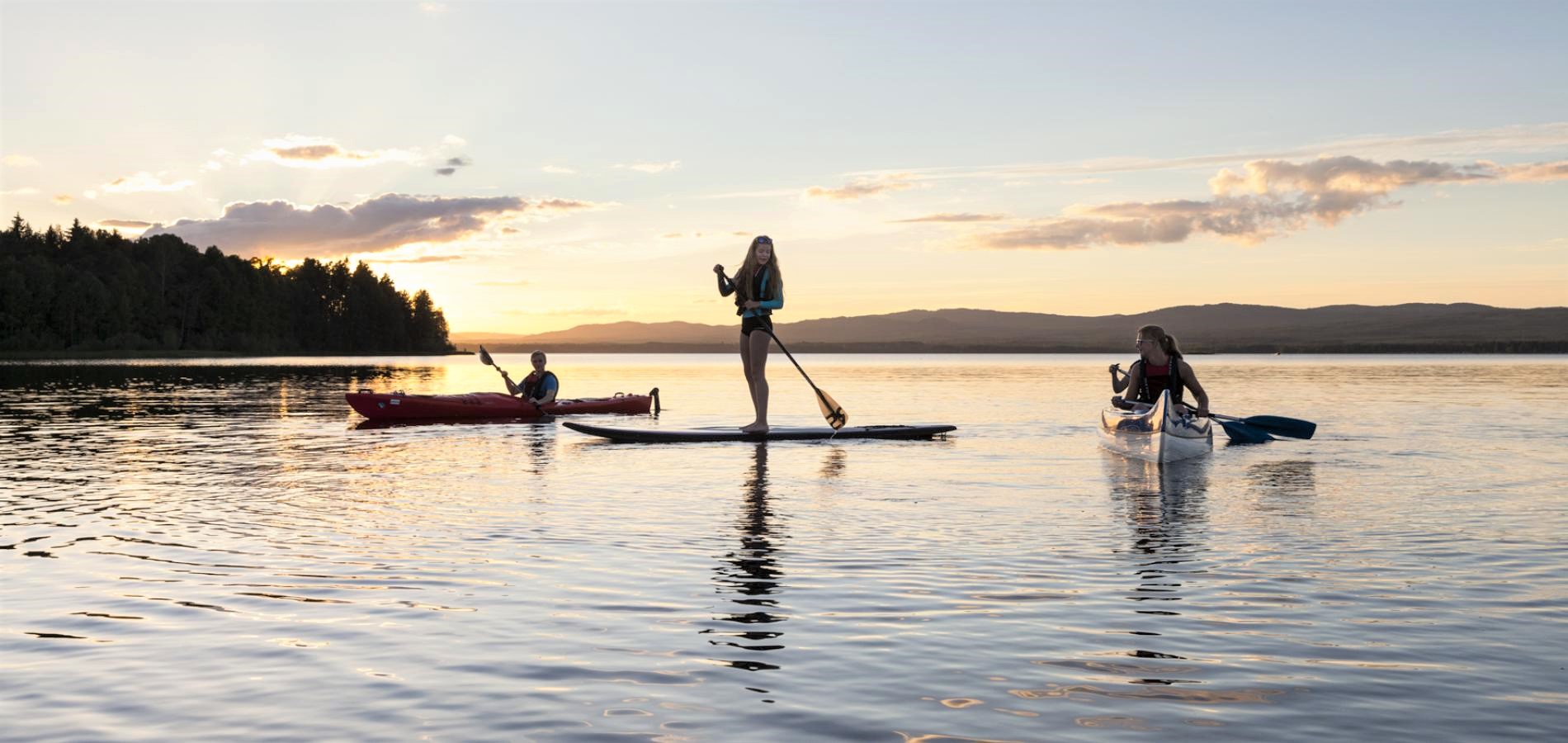 Kanoter på Orsasjön.