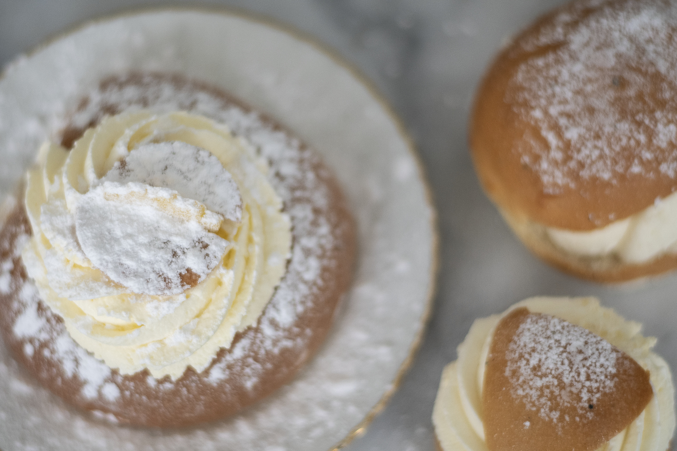 Olika sorters semlor från Dalarna i guide till Dalarnas bästa semla.