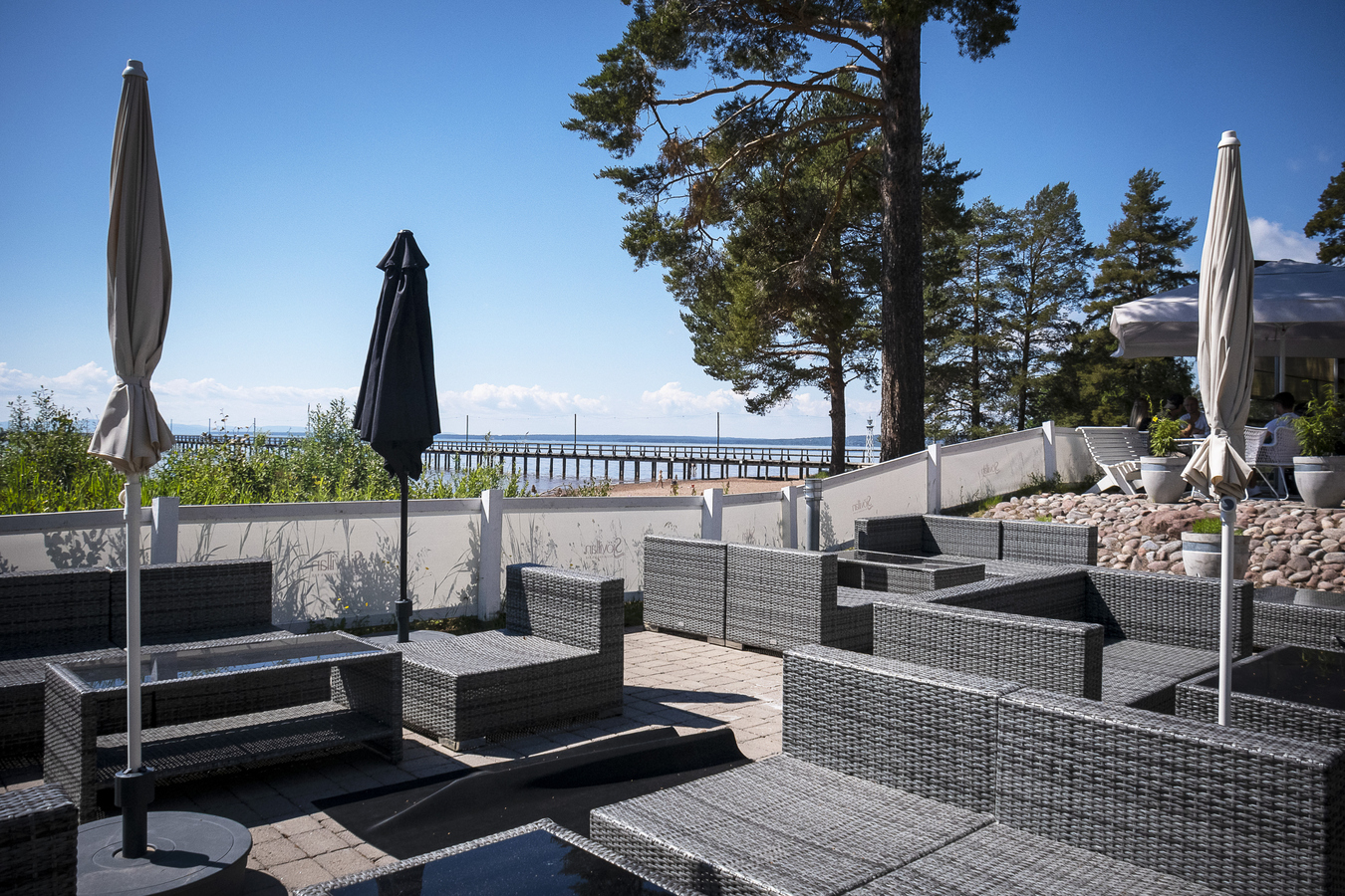 Uteservering på Sjövillan.