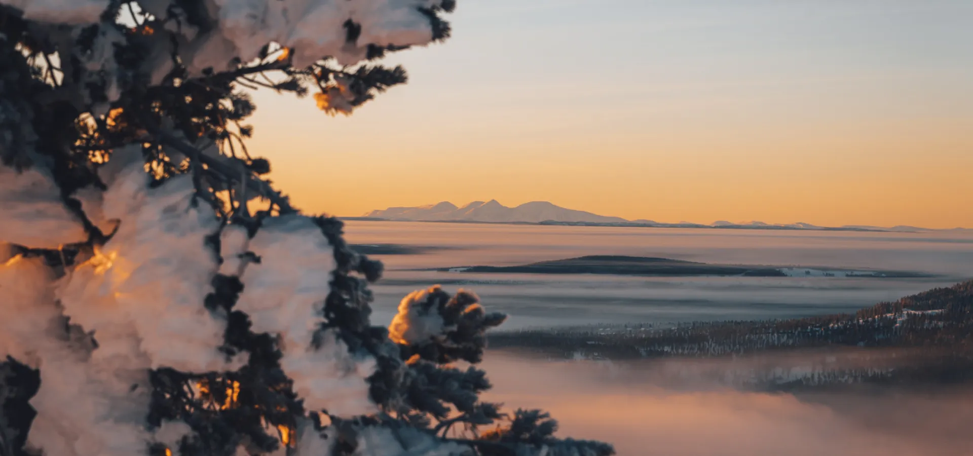 Idre Fjäll med vy mot norska fjällen.