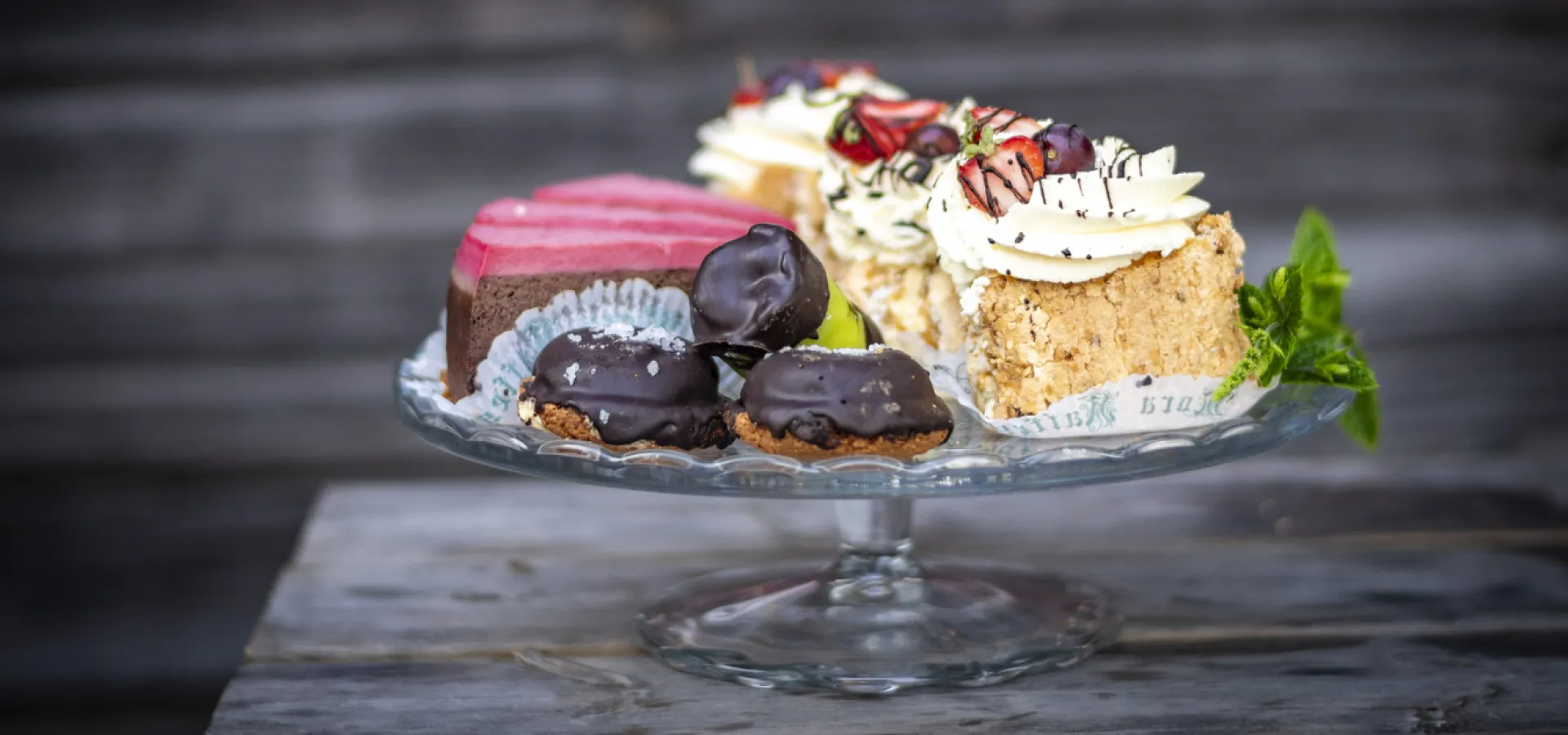 Fikabröd på Orsa kaffestuga.