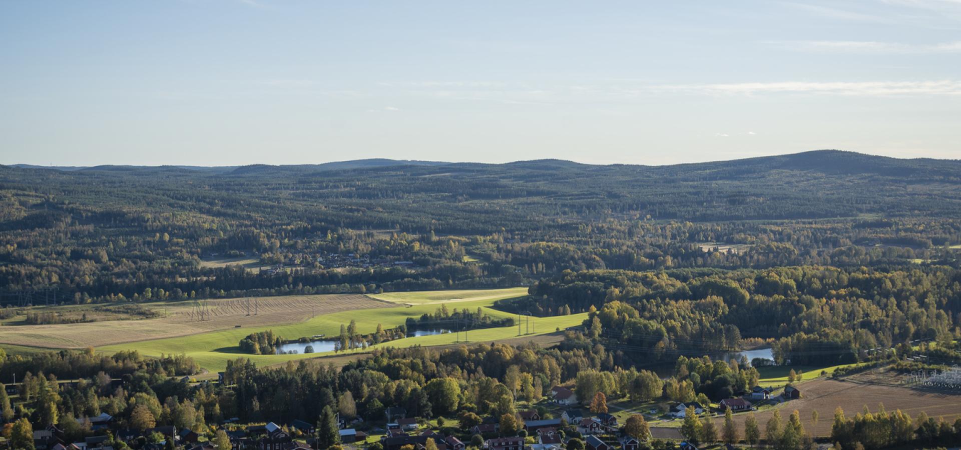 Vy över landskapet med utsikt från Djurmo Klack.
