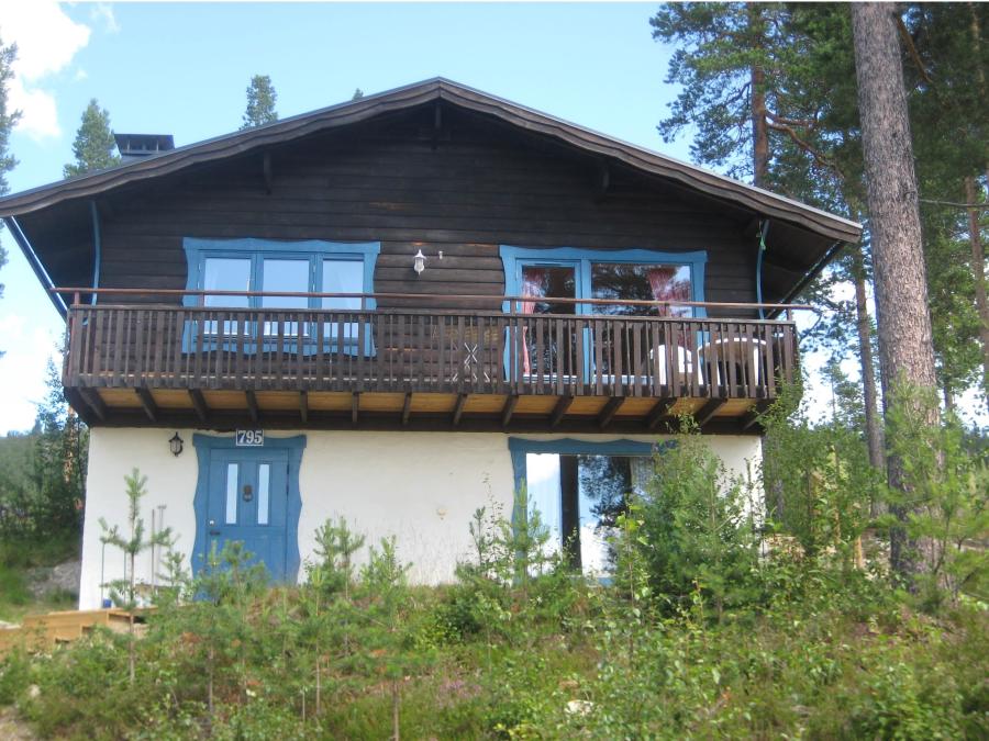 Exterior of a cottage at Idre Fjäll.