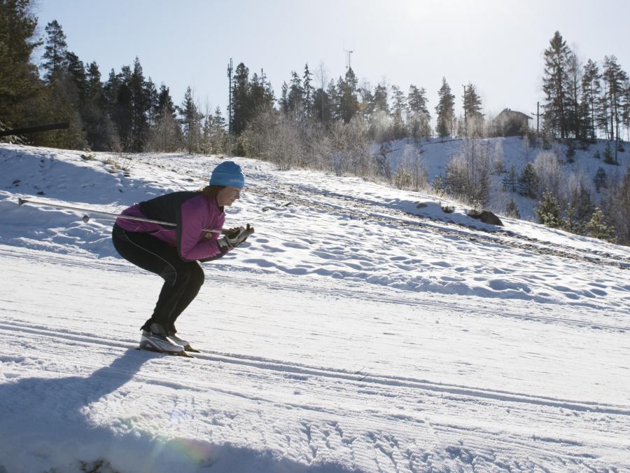 Woman cross-country skiing.