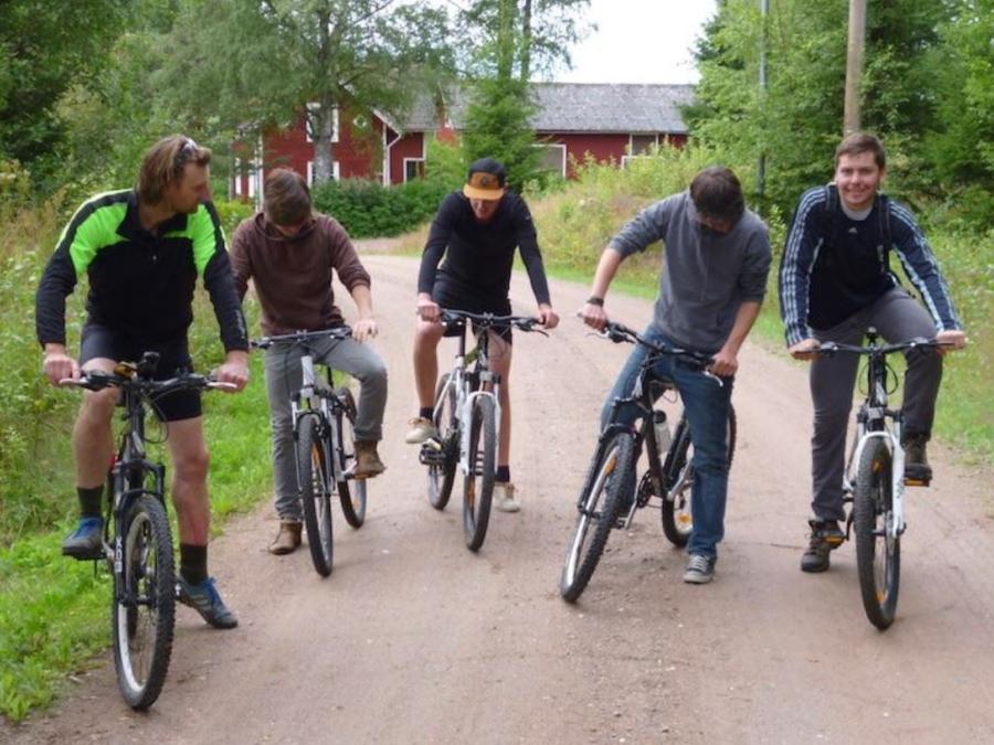 Bike tour with participants.