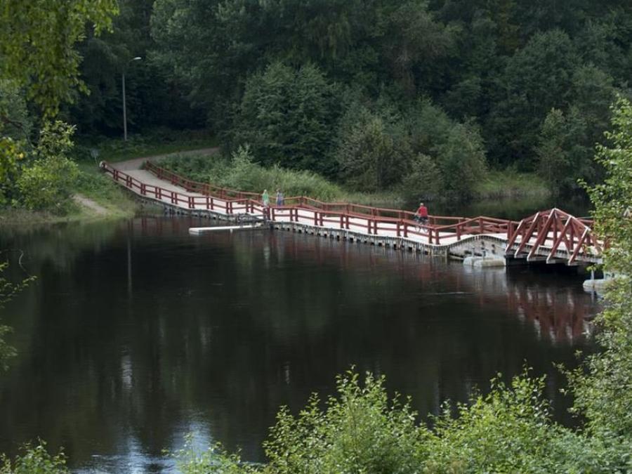 floating bridge in Österfors.
