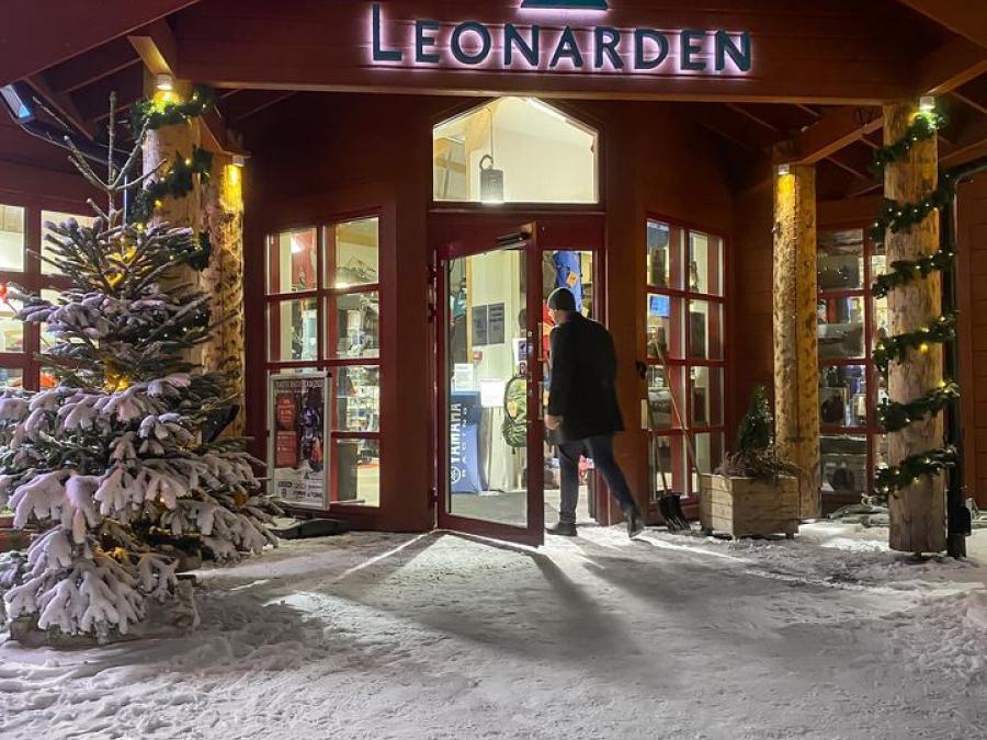Exterior image of the outdoor store in winter saison.