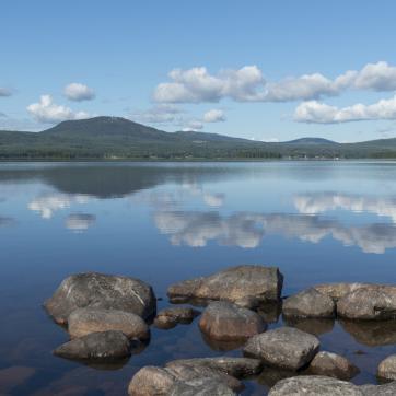 Mirror-shiny lake at Sollerön.