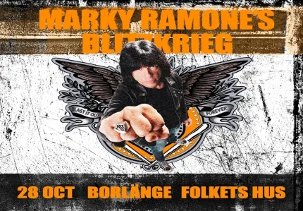 Sliten rockposter med stor orange text, en person som pekar mot kameran och en emblemillustration med vingar..