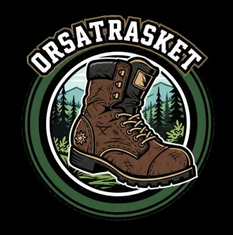 En känga i skogsmiljö med text.