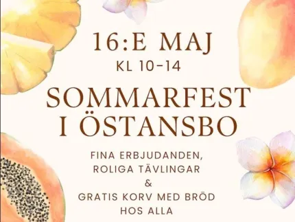 Ljus affisch med akvarellfrukter och blommor samt text om Sommarfest i Östansbo den 16:e maj.
