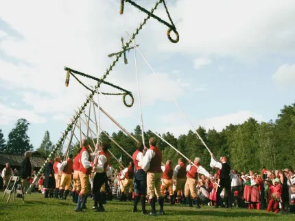 Stångresning på Gammelgården Svärdsjö.