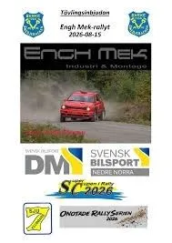 Affisch för rally med en röd bil på grusväg i skogsmiljö, samt flera logotyper och textblock..