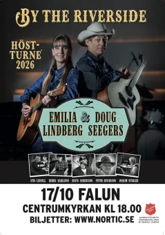 Konsertaffisch med två musiker rygg mot rygg med akustiska gitarrer, rubriken ”By the Riverside” och turnéinfo..