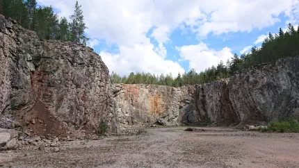 Stenbrott sommartid.