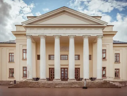 Entrén till konsert och kulturhuset Cassels i Grängesberg. 