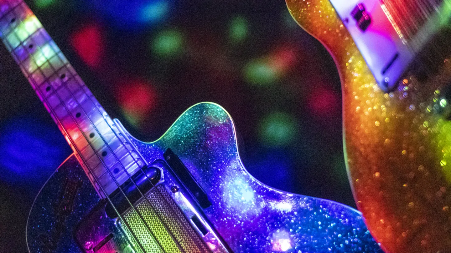 Hagströms gitarrer på Porfyr och Hagströmsmuseet.